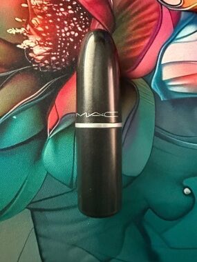 MAC Cosmetics Lipstick
